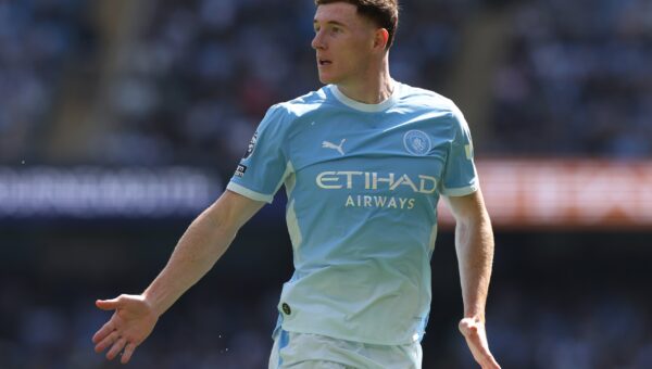 “Very smart” Man City midfielder matches three year old Rodri record and get praise from Lampard