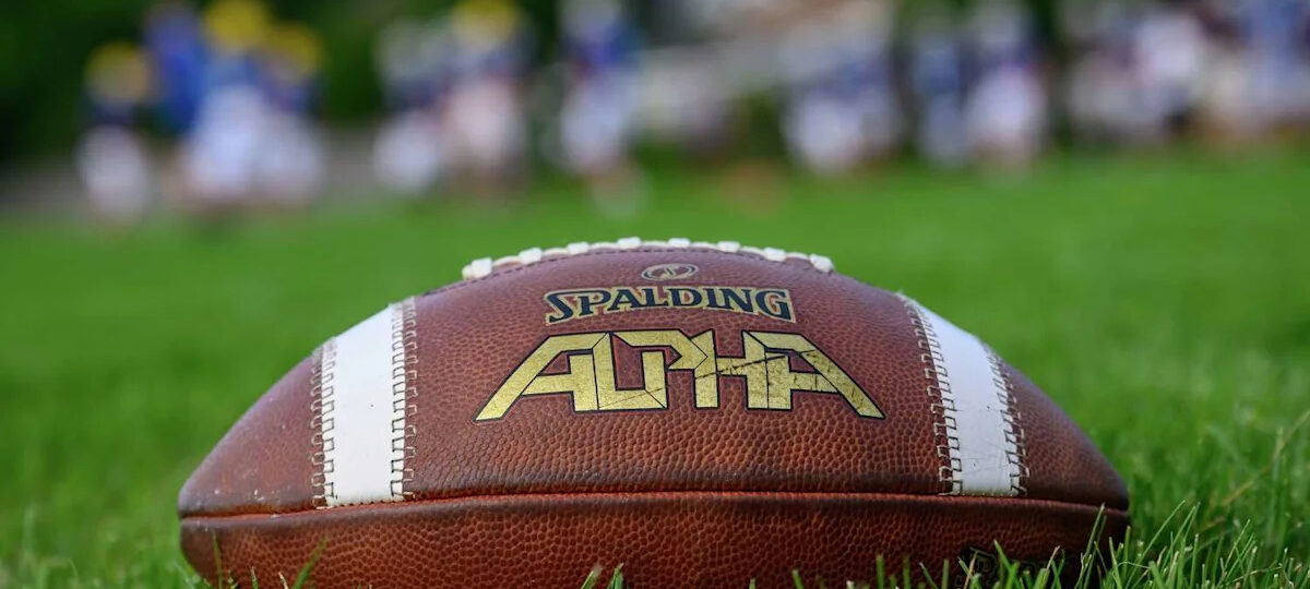 Huggins' 4 TDs power Burnt Hills-Ballston Lake football past Troy