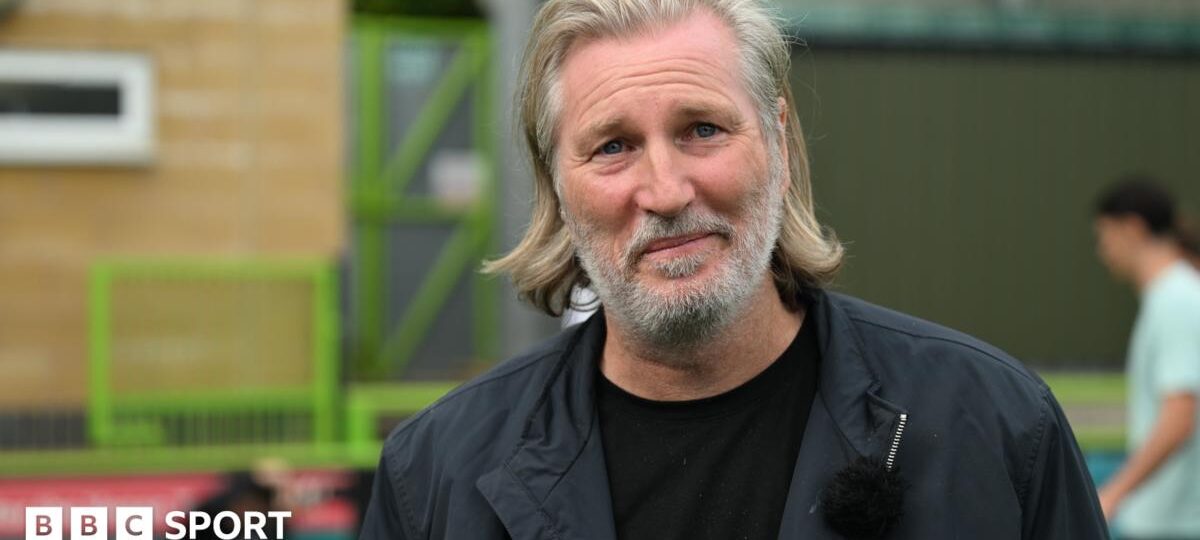 Forest Green allow Savage to talk to another club