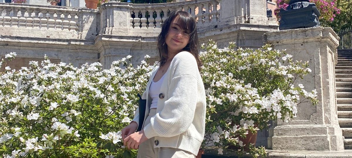 I spent a year abroad in my 20s and thought it cured my anxiety. I was wrong, but full-time travel helps me live with it.
