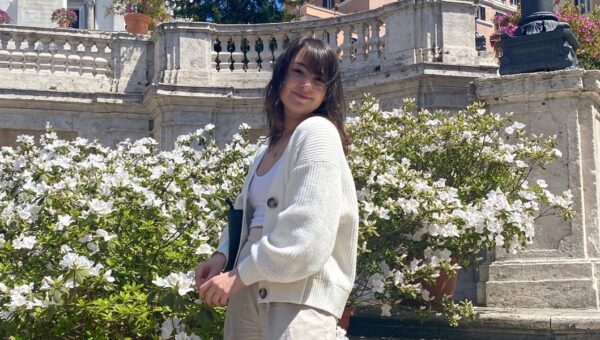 I spent a year abroad in my 20s and thought it cured my anxiety. I was wrong, but full-time travel helps me live with it.