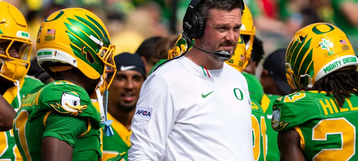 Oregon HC Dan Lanning sends pointed message to SoCal recruits after beating USC