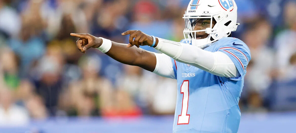 Eagles vs Titans expert predictions. Can Jalen Hurts, offense break out?