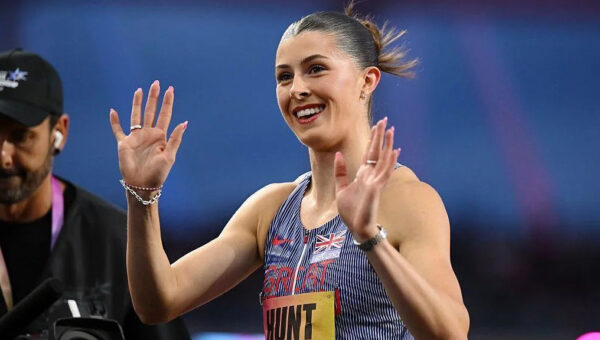 This is what women in sport look like - Hunt