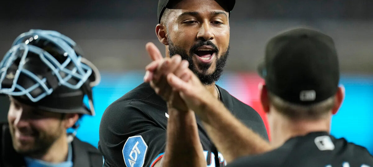 Sandy Alcantara comes out of the bullpen on 1 day of rest and earns 1st career save for Marlins