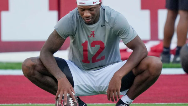 Live stats for Keelon Russell in first start for Alabama football vs ECU