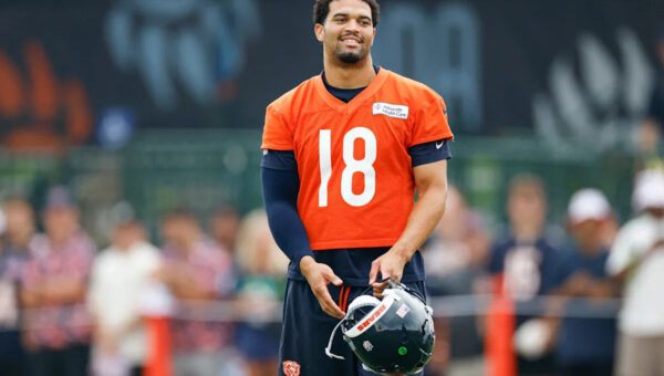 Press Taylor loves Bears QB Caleb Williams’ growth, vocal leadership