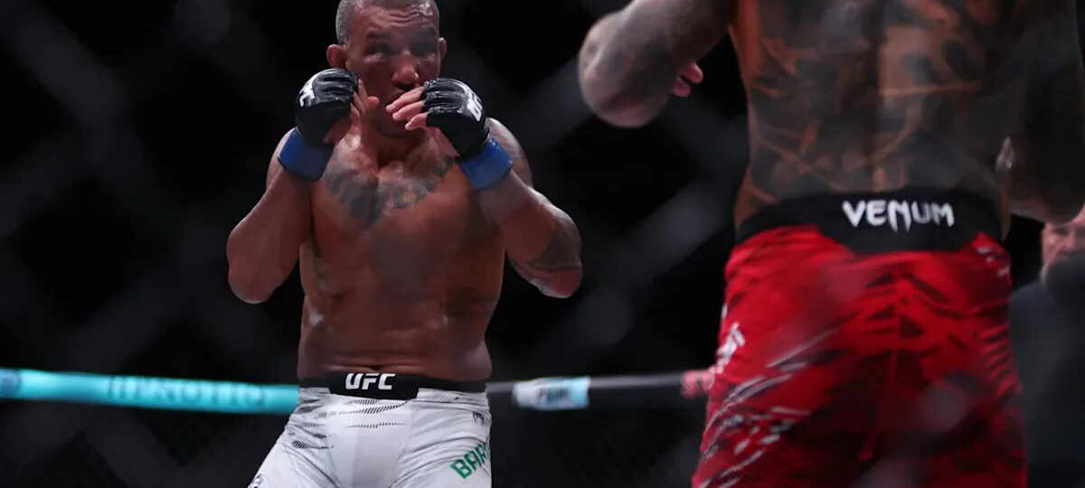 What happened to Raoni Barcelos? Latest updates after UFC fighter stretchered off in scary moment