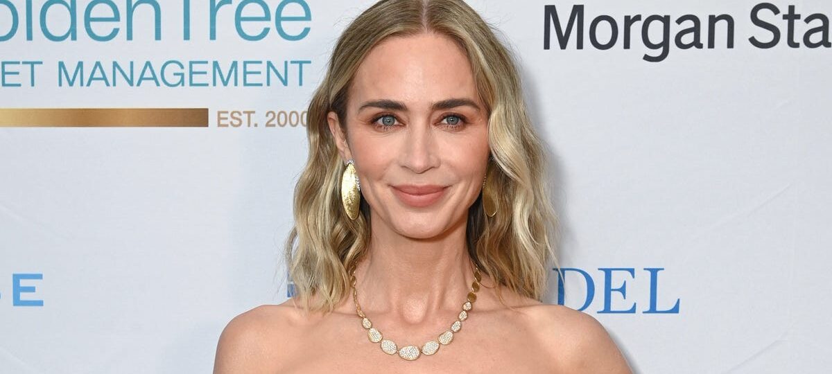 Emily Blunt says she gets nervous before everything. These are the 4 things that help.