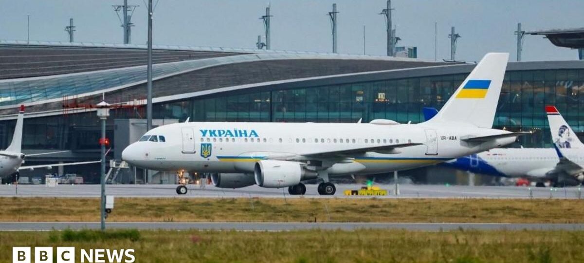 Russian drone incursion delays Zelensky flight