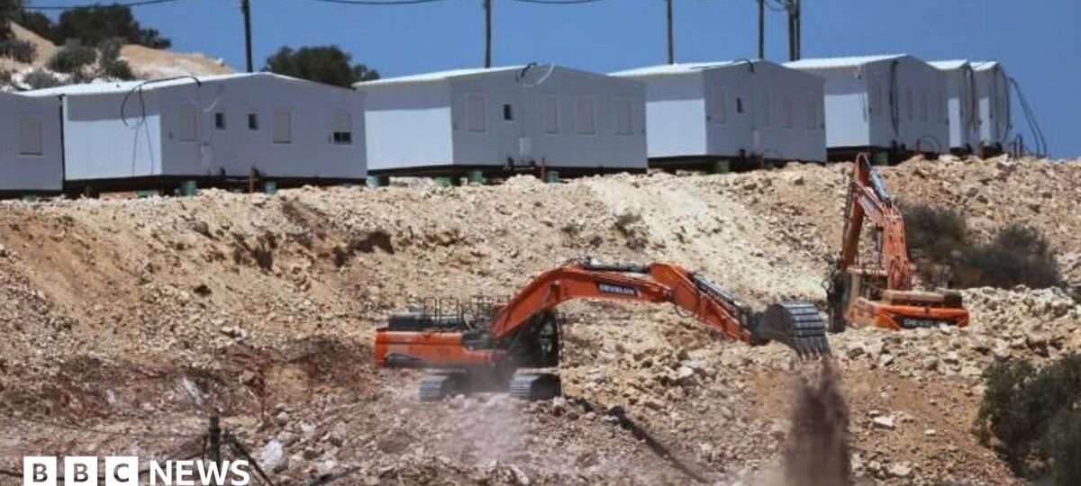 UK government expected to announce restrictions on trade with West Bank settlements