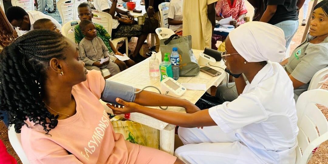 Energy drinks, alcohol, damage liver, kidney – Doctors warn Nigerian youths