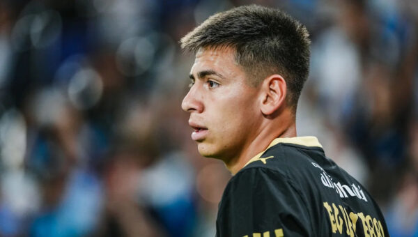 Echeverri joins Benfica on loan