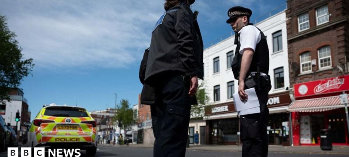 Miliband rejects chief rabbi's claim British Jews in greater danger after sanctions move
