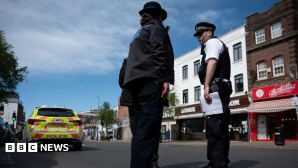 Miliband rejects chief rabbi's claim British Jews in greater danger after sanctions move