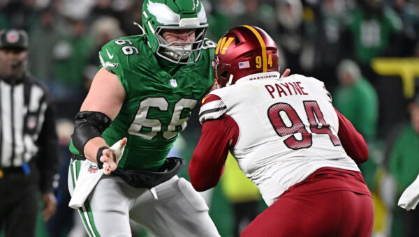 Drew Kendall or Willie Lampkin: Who should start at left guard?