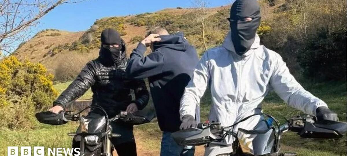Balaclava boys on electric bikes: How to tackle the problem?