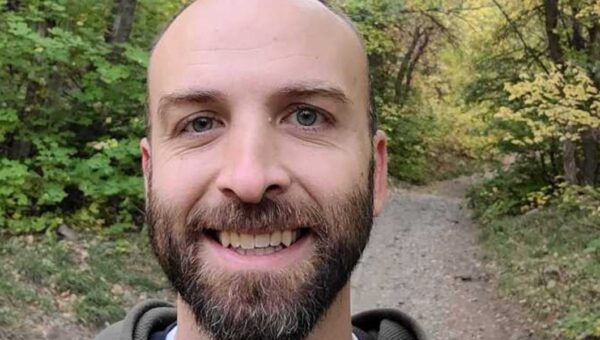 I’m a senior principal engineer. I use AI at work, but some tasks you should do from scratch — here’s how I decide.