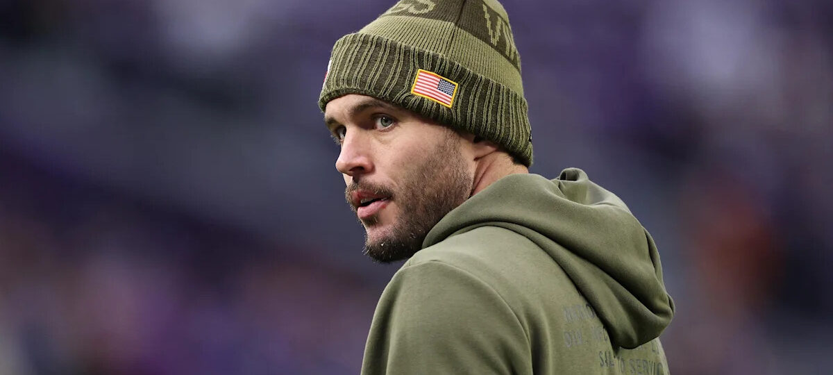 Harrison Smith Returns — And the Cap Gets Complicated