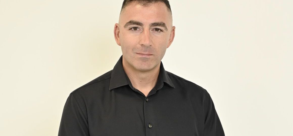 Meet Harun Taktak: The Former Police Officer Who Built a Life of Travel, Freedom and New Possibilities