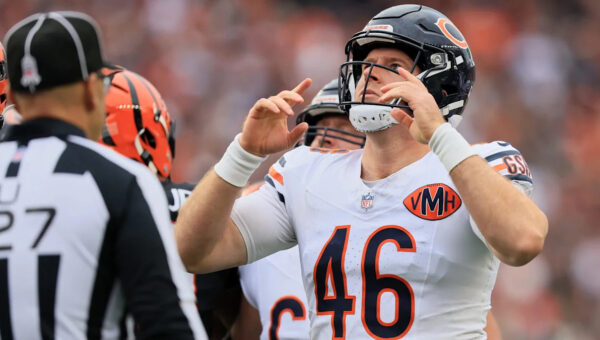 Chicago Bears sign former Notre Dame long snapper in 2nd stint