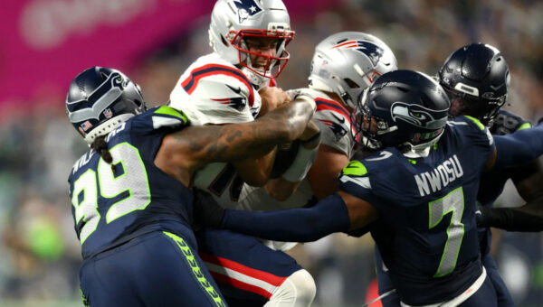 Twitter reacts with frustration at Drake Maye and Patriots performance