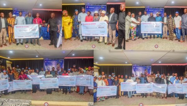 Ikorodu LG awards bursaries to 200 tertiary students
