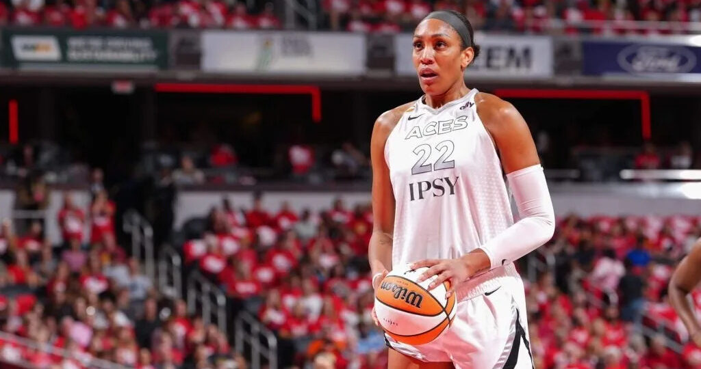 A’ja Wilson confronts courtside fan and receives technical during Aces-Fever playoff game