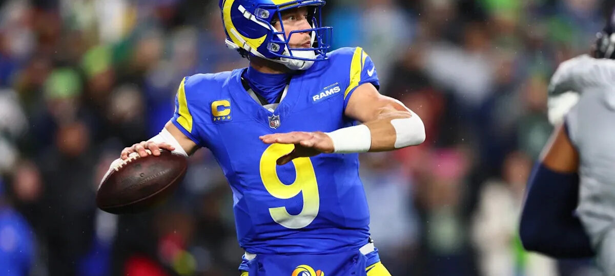 Who plays on 'Sunday Night Football' tonight? Time, TV channel, schedule, live stream for NFL Week 3 game