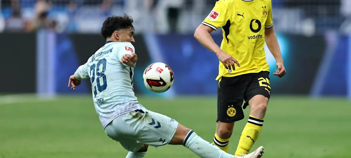 Netherlands coach Xavi criticized for calling up Dortmund star Veerman