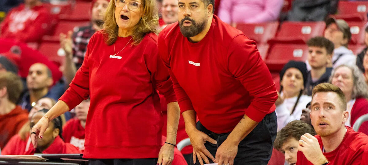 Wisconsin basketball gets commitment from California forward Vivian Grenald