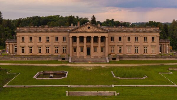 I visited a Gilded Age mansion once called 'the American Versailles.' These 7 details left me speechless.