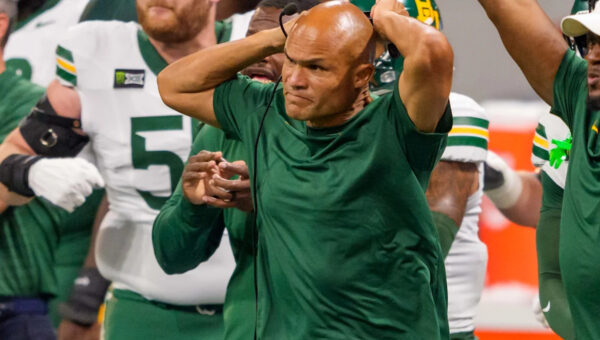 Go for it or not? Dave Aranda’s 2-point decision that led to Baylor’s loss to Auburn won’t lose him his job, but he’s running out of time regardless