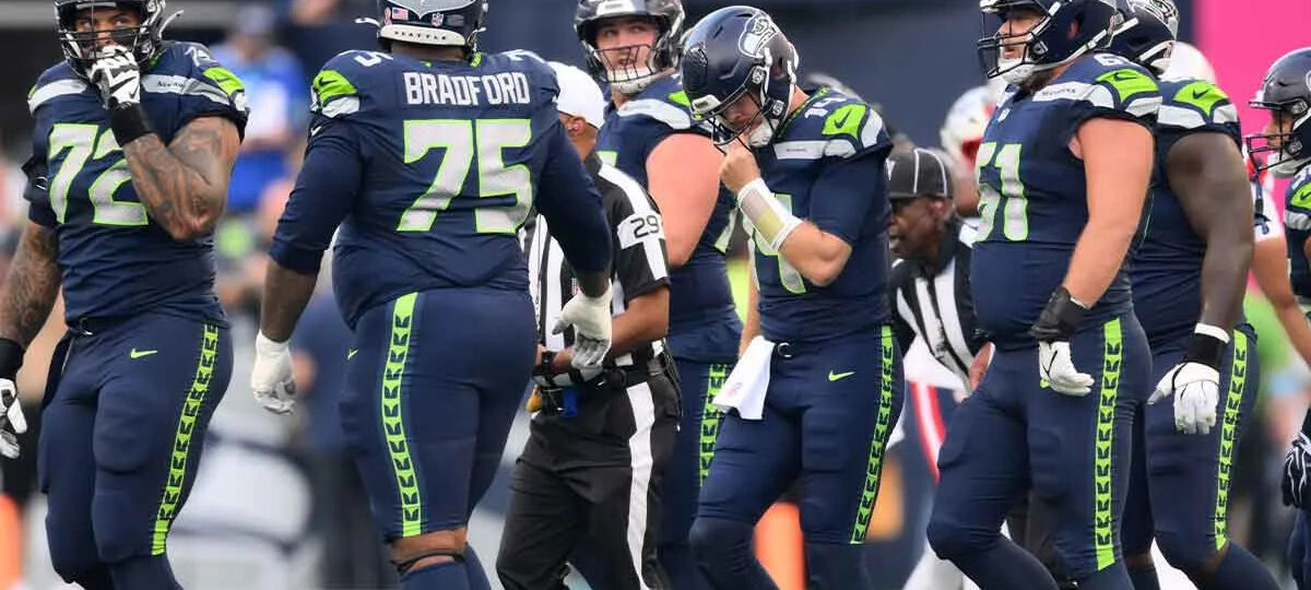 Seahawks news: Sam Darnold dealing with 'unusual' hip strain
