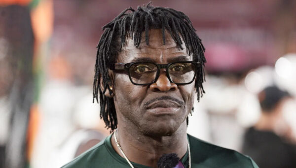 Michael Irvin defends Jed York after recent arrest