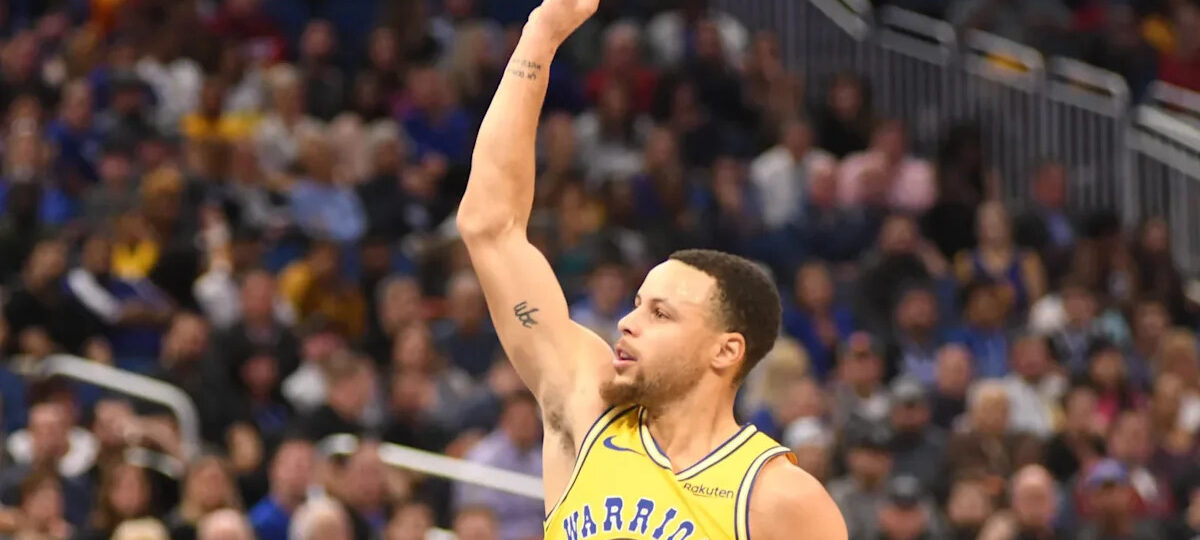 Stephen Curry is about to become the NBA’s first $600 million player