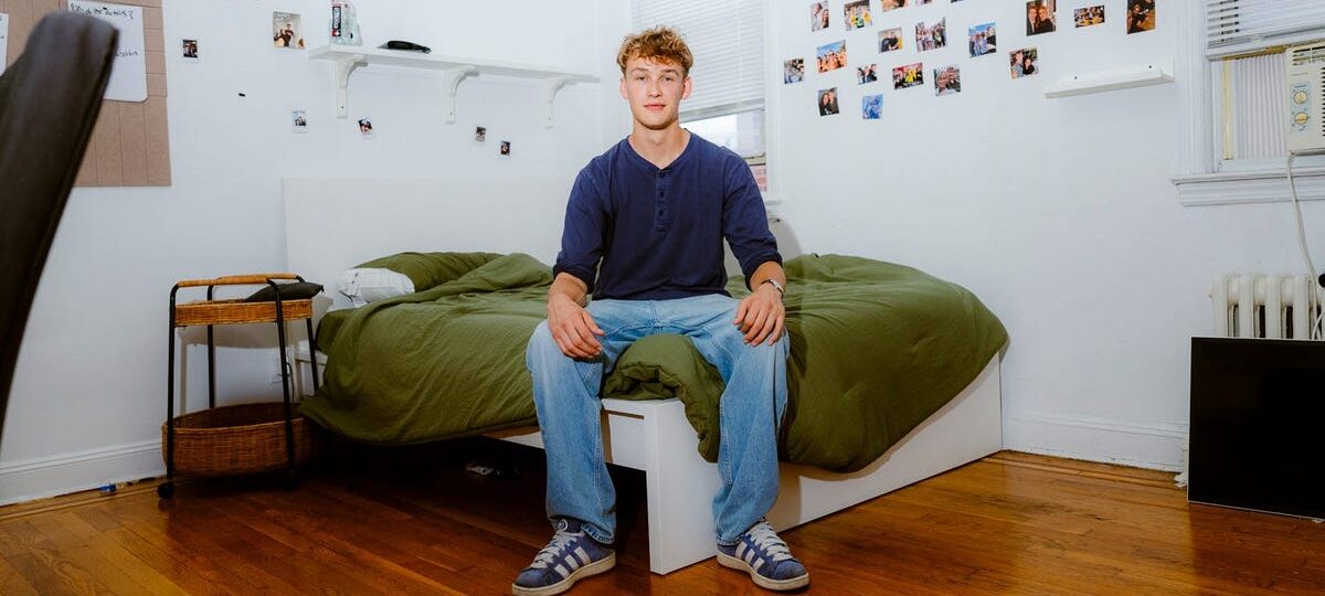 He moved from the Netherlands to NYC for love. Here's how he lives on $580 a week.