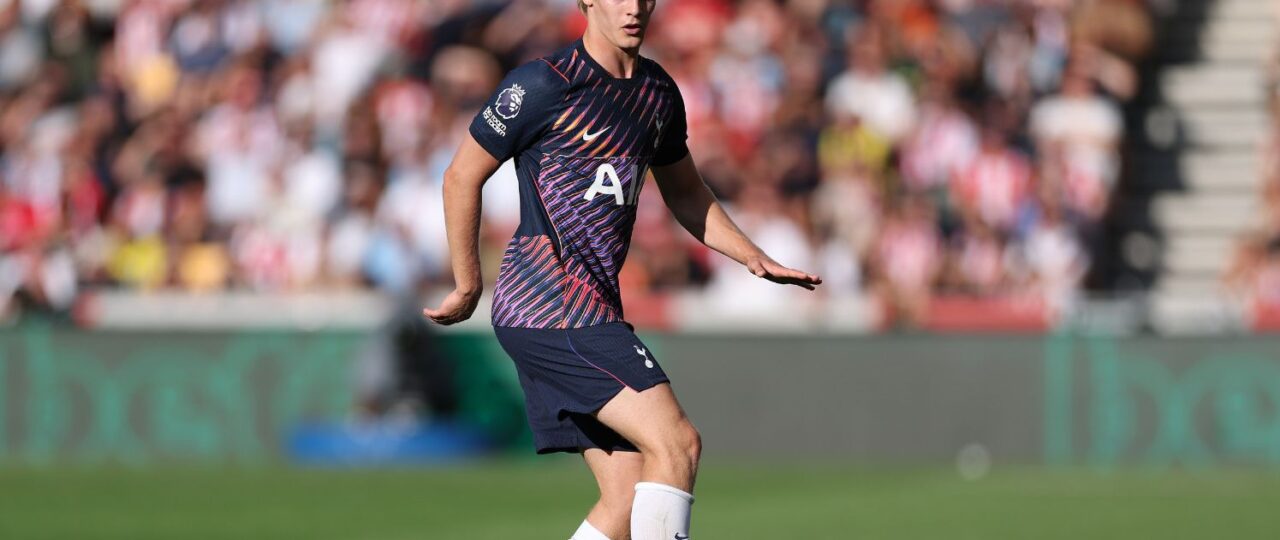 Lucas Bergvall’s cryptic response to Tottenham release clause question will worry Spurs fans