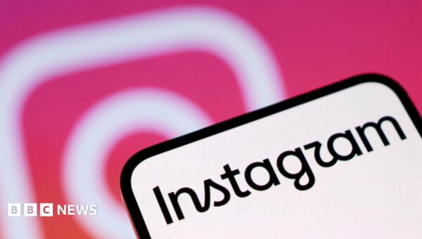 Scammers demand ransoms from Instagram users over fake copyright claims