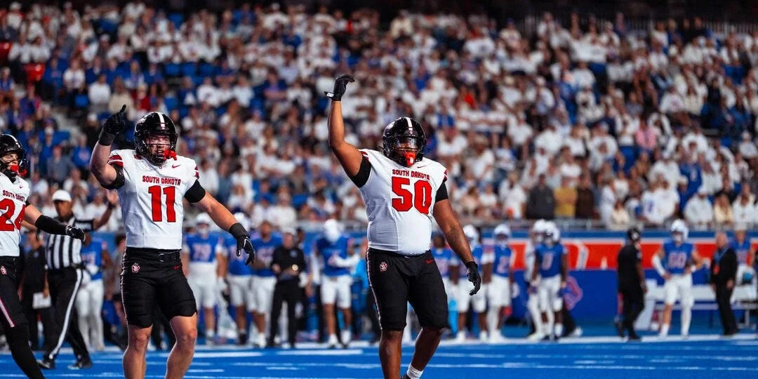 South Dakota football dropped in MVFC opener at Youngstown State