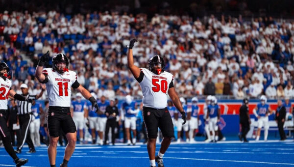 South Dakota football dropped in MVFC opener at Youngstown State