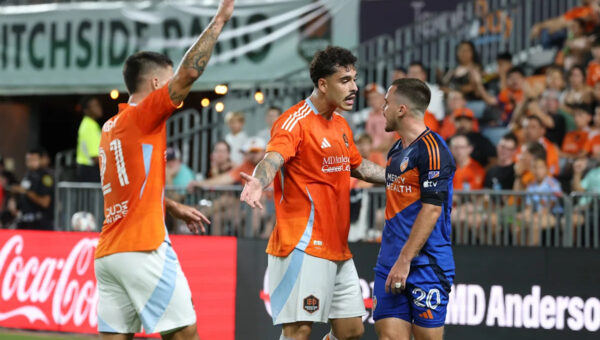 FC Cincinnati rallies from two down on Denkey PK in stoppage time