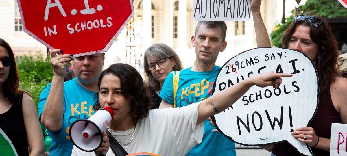 How opposing camps of parents pushed Mamdani to weigh in on AI in school