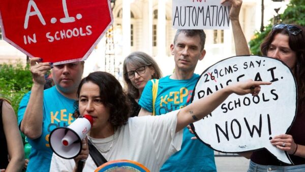 How opposing camps of parents pushed Mamdani to weigh in on AI in school