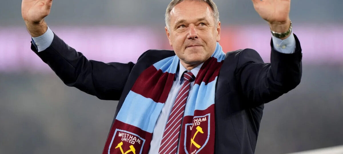 West Ham legend Ludek Miklosko dies aged 64 after cancer battle