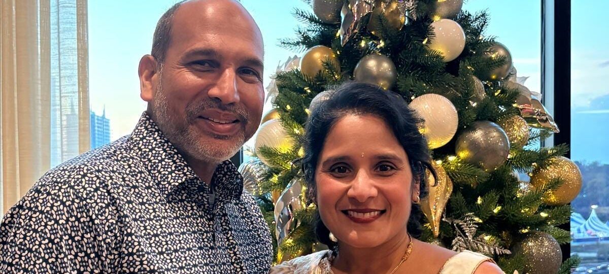 When his wife got sick, this doctor turned to an AI chatbot to navigate her rare cancer diagnosis. Then he invested.