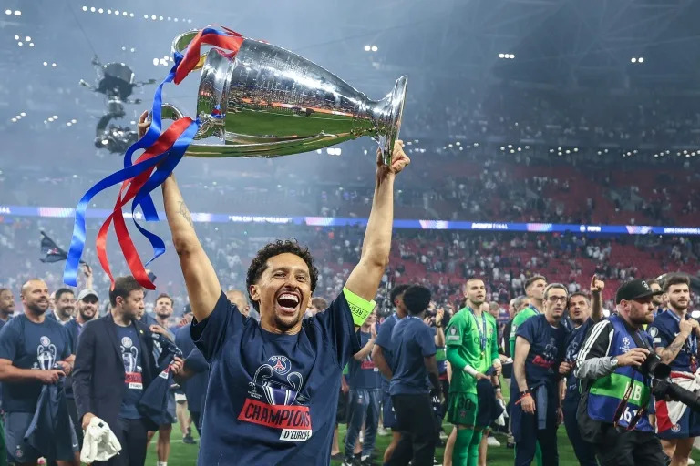 PSG go for three in a row as Champions League returns