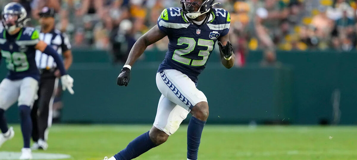 Seahawks bring veteran safety back to practice squad