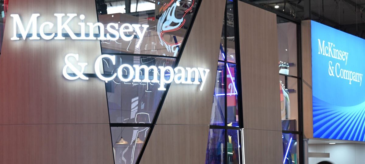 One of McKinsey's top AI leaders explains how it's stopping staff from overspending on tokens