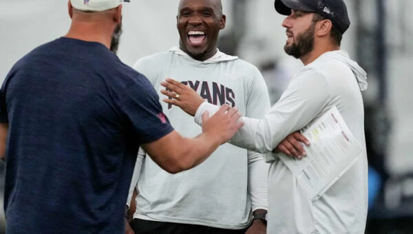Houston Texans mailbag: Is anyone on the hot seat? Is there hope left for a turnaround?